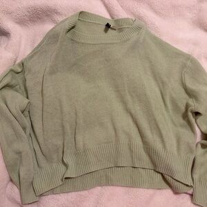 H&M Light Green Crew Neck Sweater